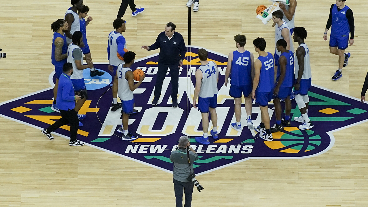 Rivals Duke, North Carolina set for titanic clash at Final Four
