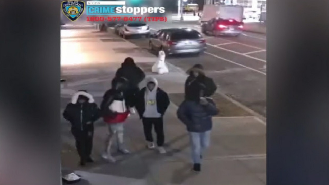 Teen charged after group attacks Hasidic man in Brooklyn