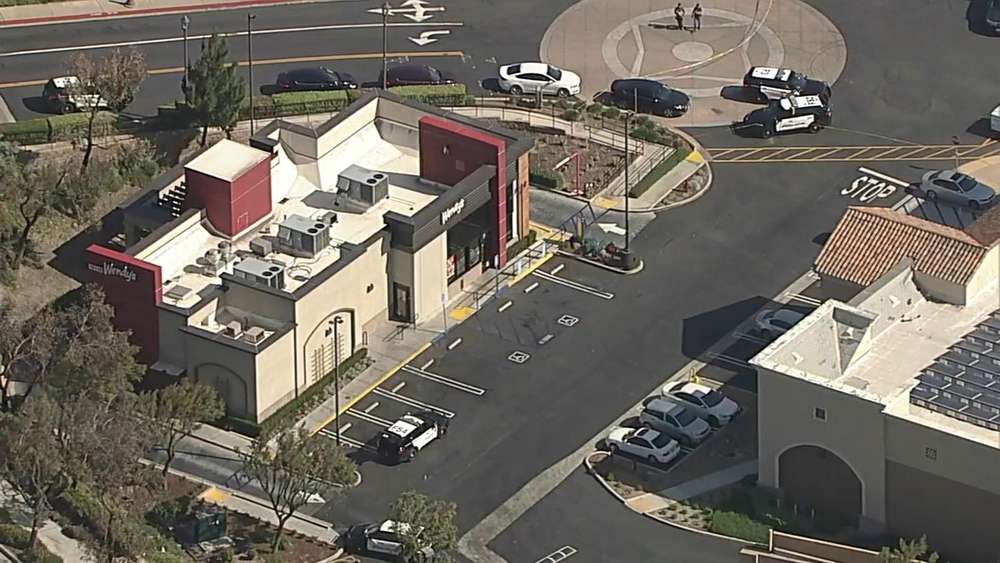 Suspected bank robber dead after police shooting in Fontana: Officials