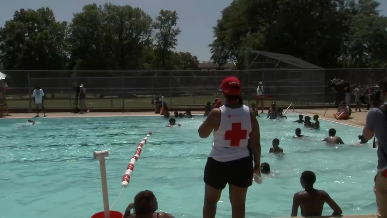Philly officials announce pay increase to address lifeguard shortages