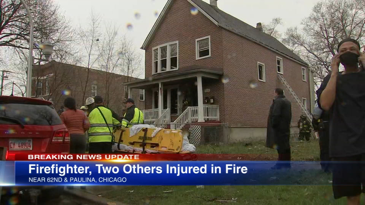 Firefighter among 3 injured during Englewood house fire: CFD