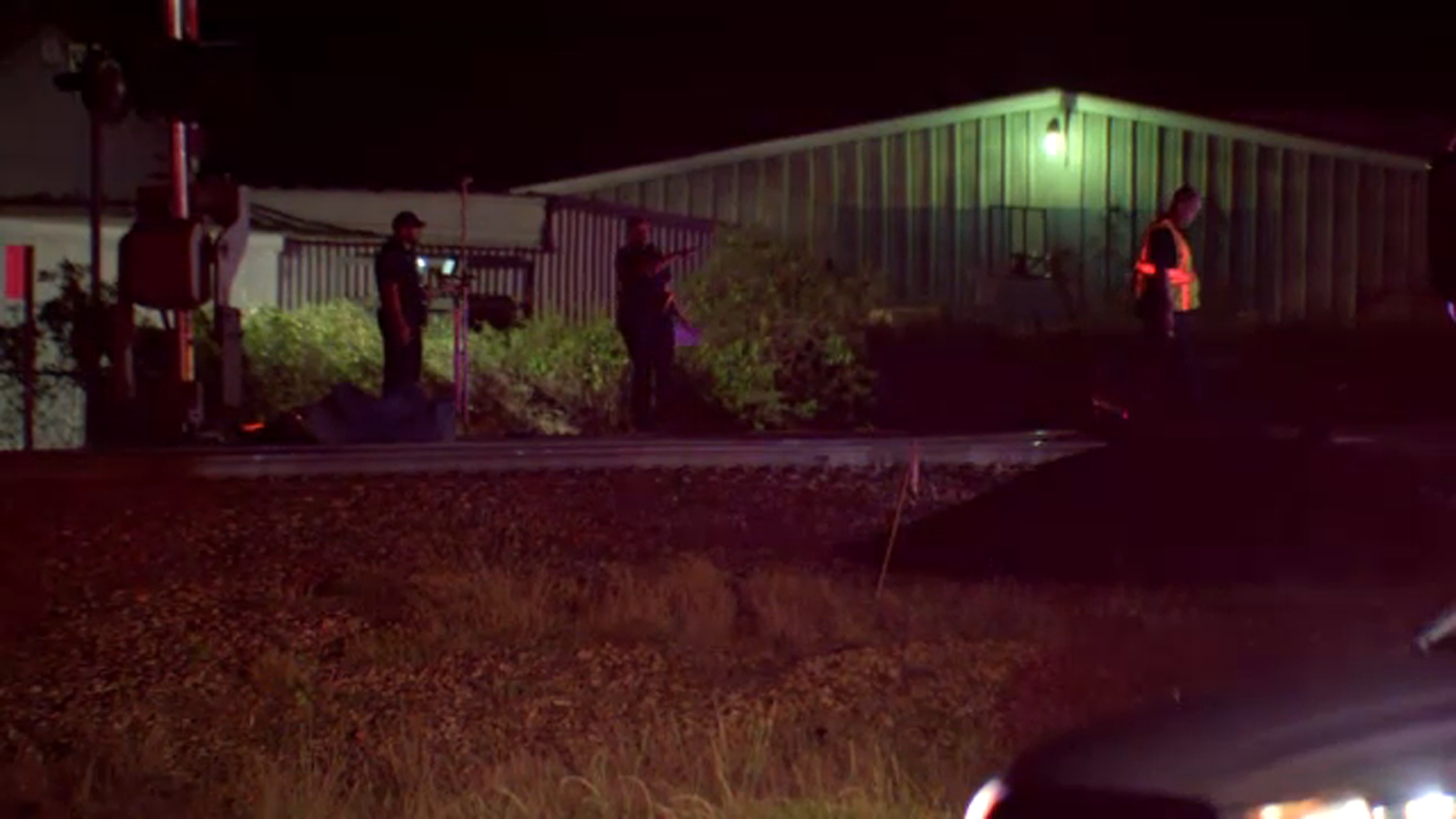 2 people killed in train crash in northeast Harris Co.