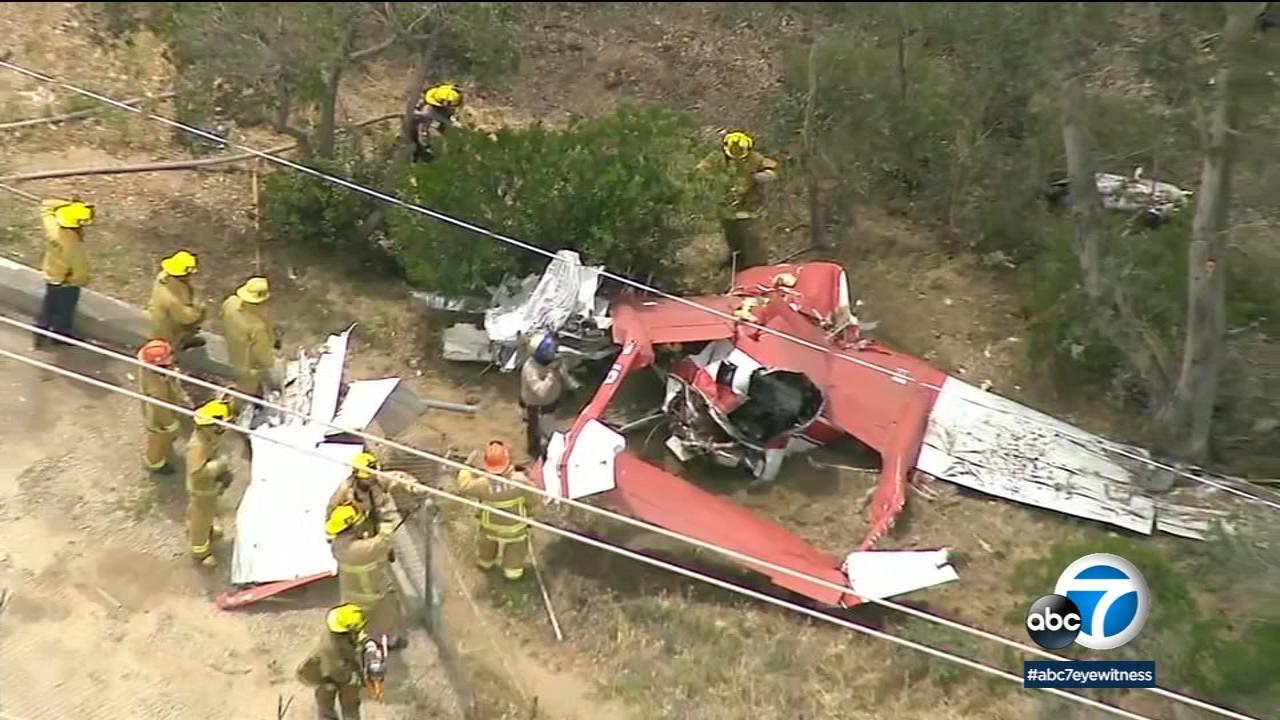 Pilot killed when small plane crashes near NB 210 Freeway in Sylmar