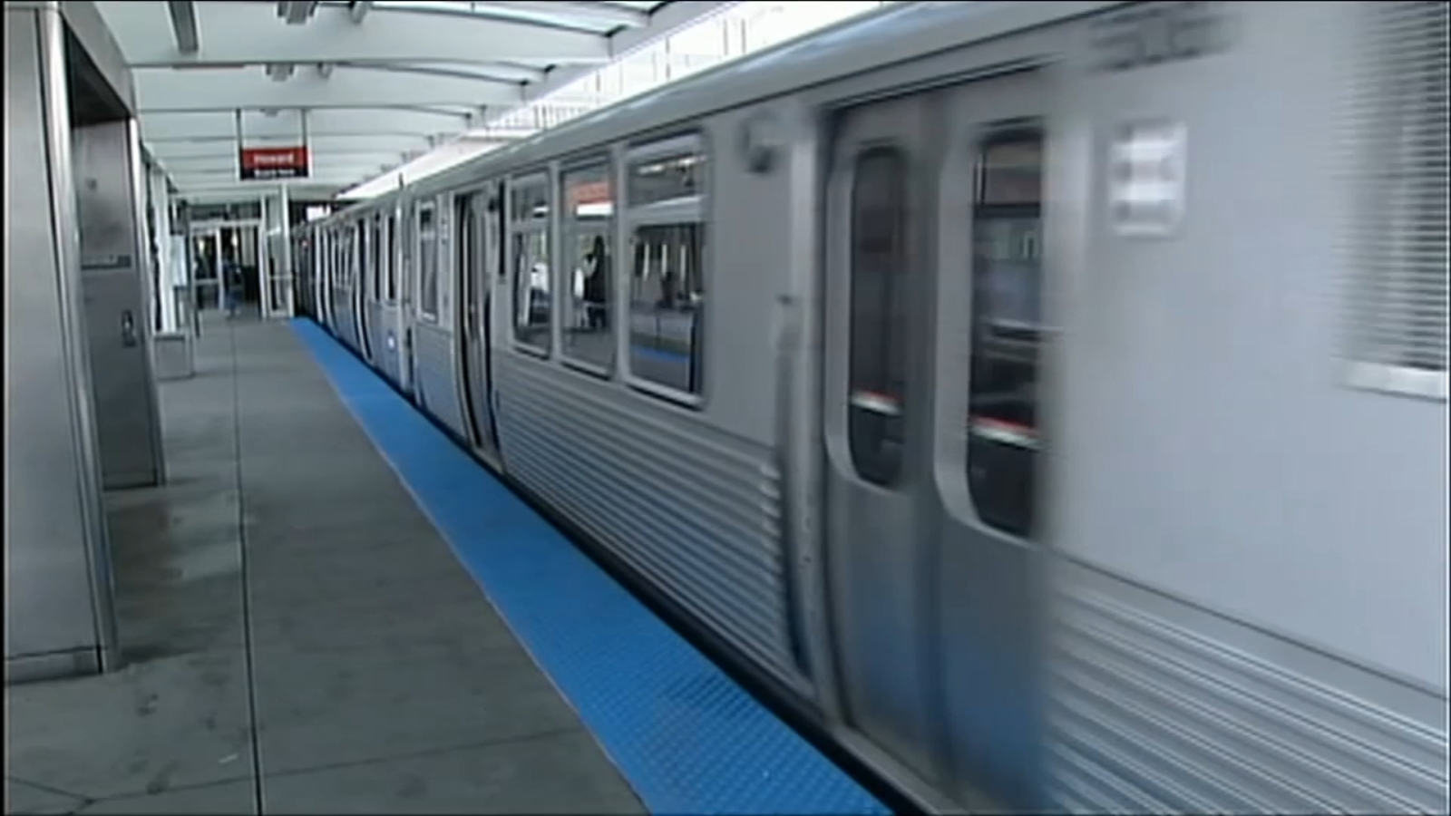 CTA Red Line trains patrolled by guards from Violence Interrupters amid ...