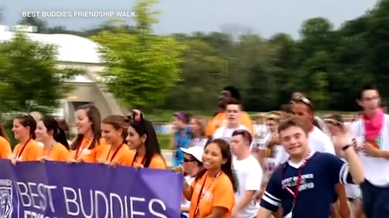 Best Buddies Friendship Walk returns to Chicago's Soldier Field ABC7