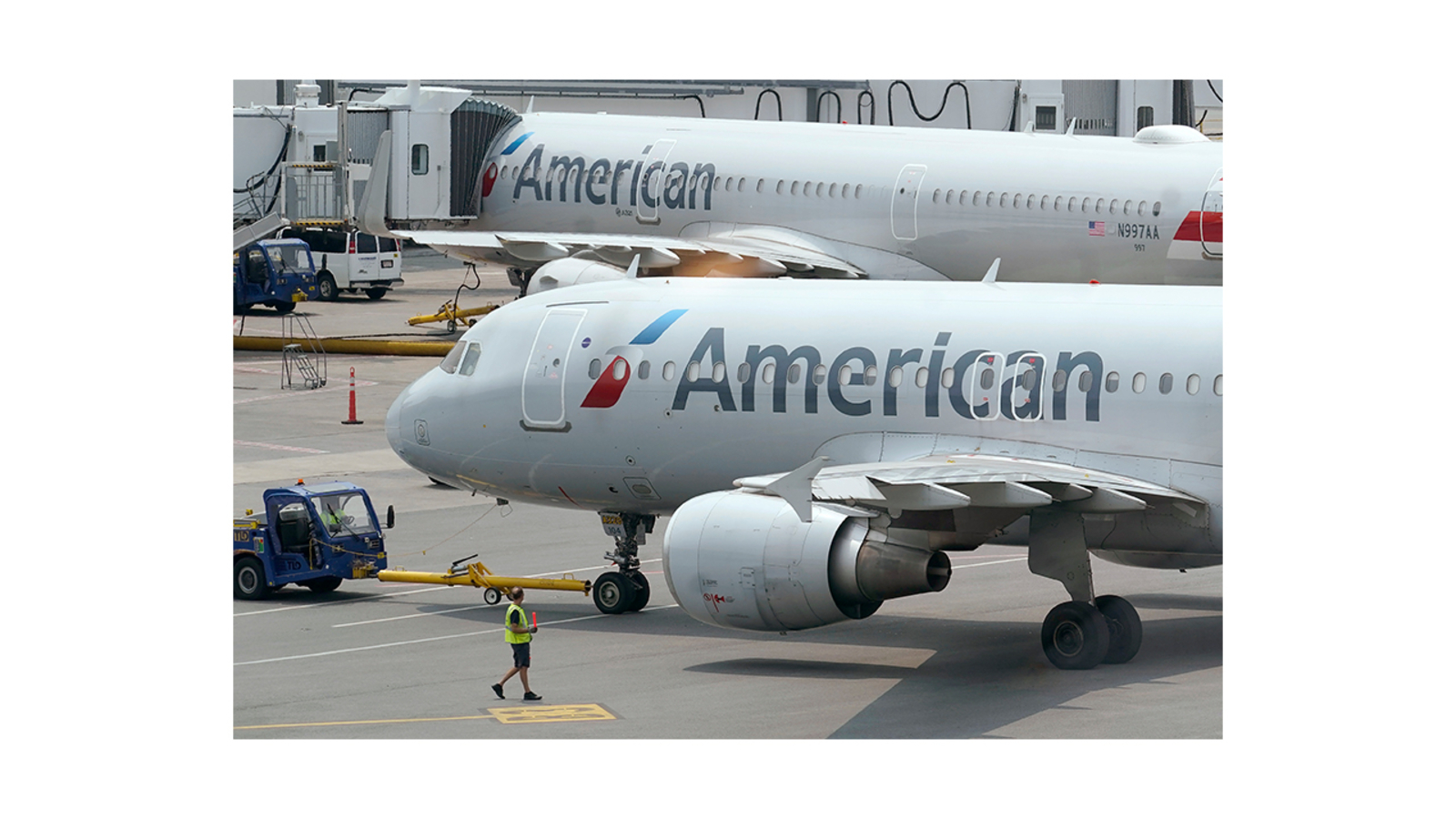Flying during COVID-19 pandemic: US airlines say they expect more Americans to return to travel in 2022 – KTRK-TV