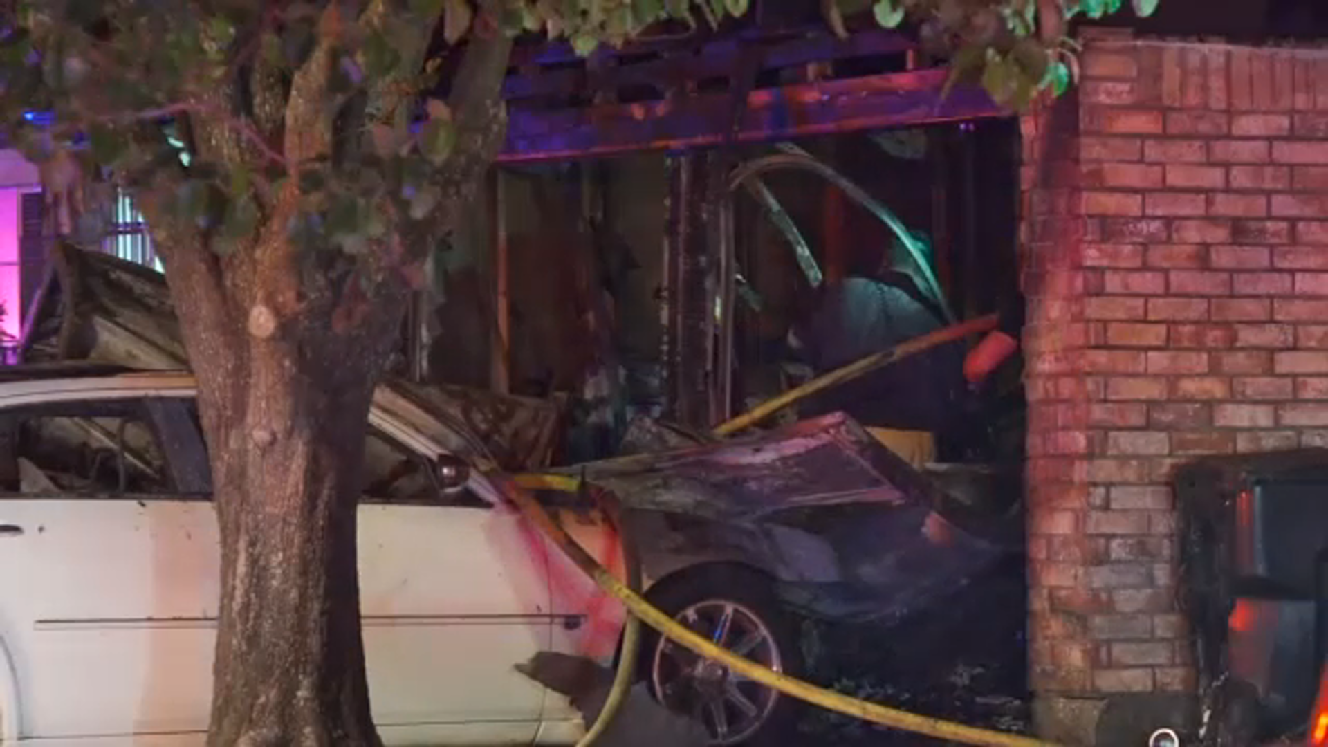 Woman dies in home fire after going back to save boyfriend, HCFMO says