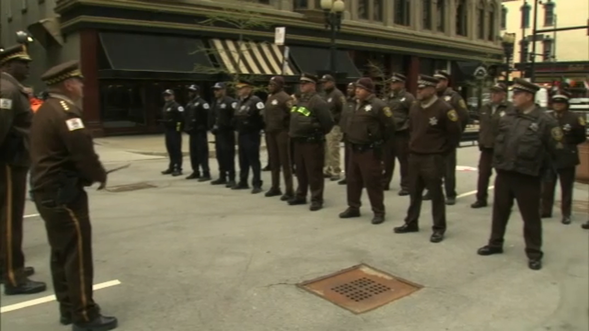 Cook County sheriff to set up River North command post