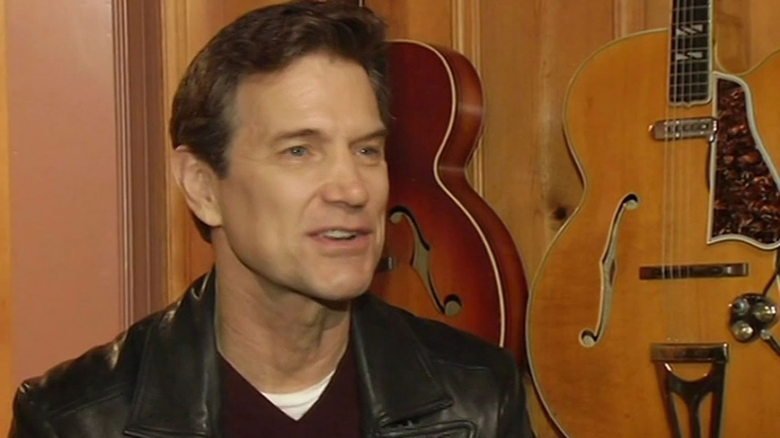 Rockstar Chris Isaak excited to perform on opening night of Super Bowl