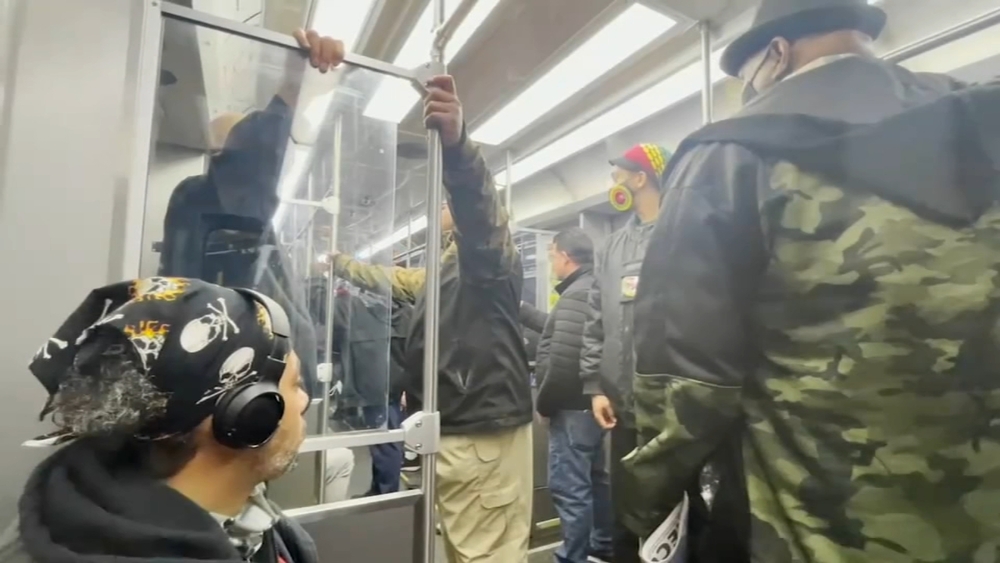 Violence Interrupters patrol CTA Red Line trains for 2nd time