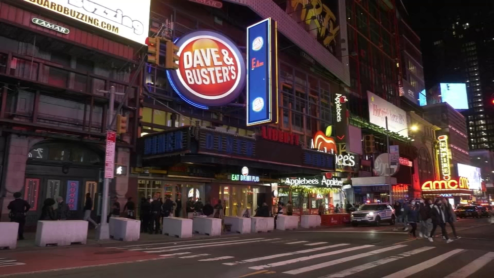 Man stabbed to death inside popular Dave & Buster's in NYC
