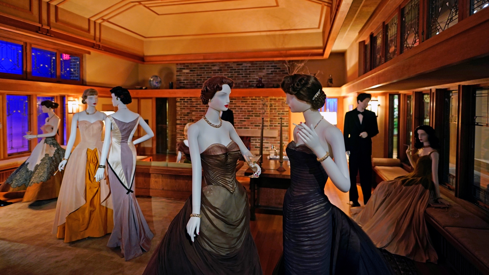 New Met Exhibit Examines American Fashion, Frame By Frame - WorldNewsEra