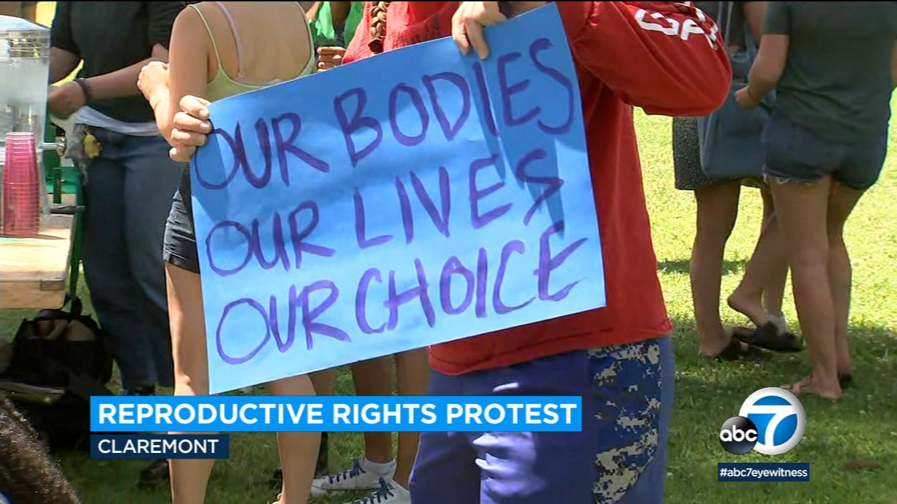 Large group rallies in Claremont in support of reproductive rights