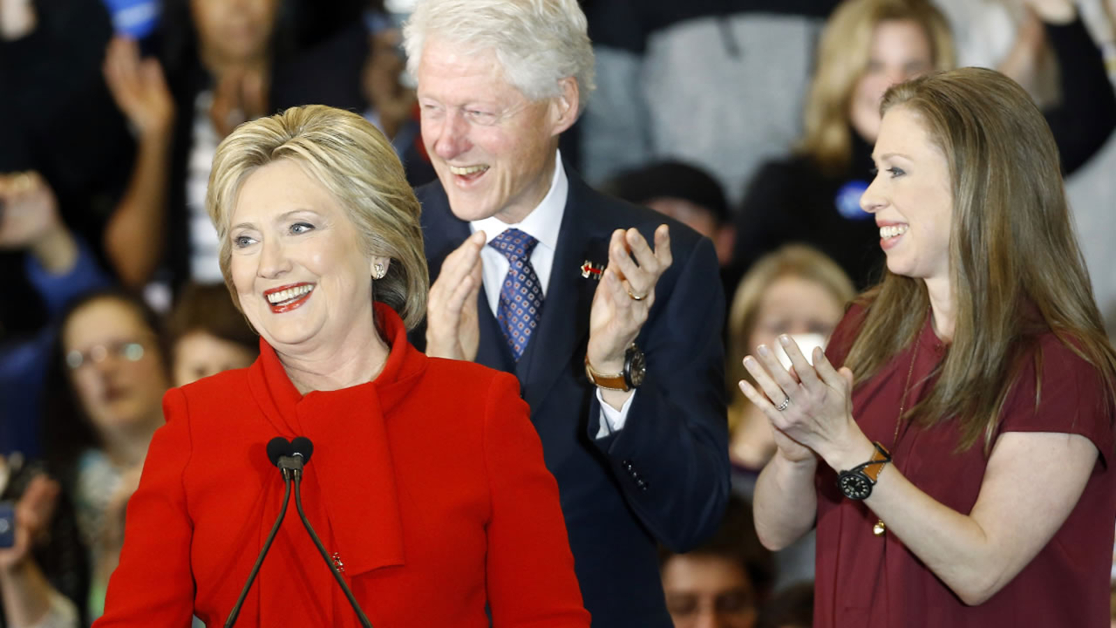 Hillary Clinton wins the Democratic caucuses in Iowa - ABC7 San Francisco