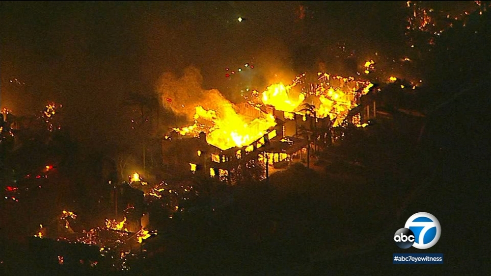 At least 20 homes destroyed in 195-acre Laguna Niguel brush fire