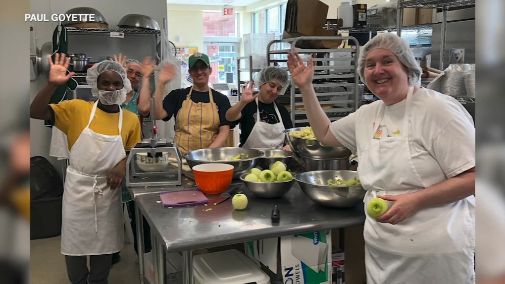Oak Park pie shop bakes up work environment of inclusion