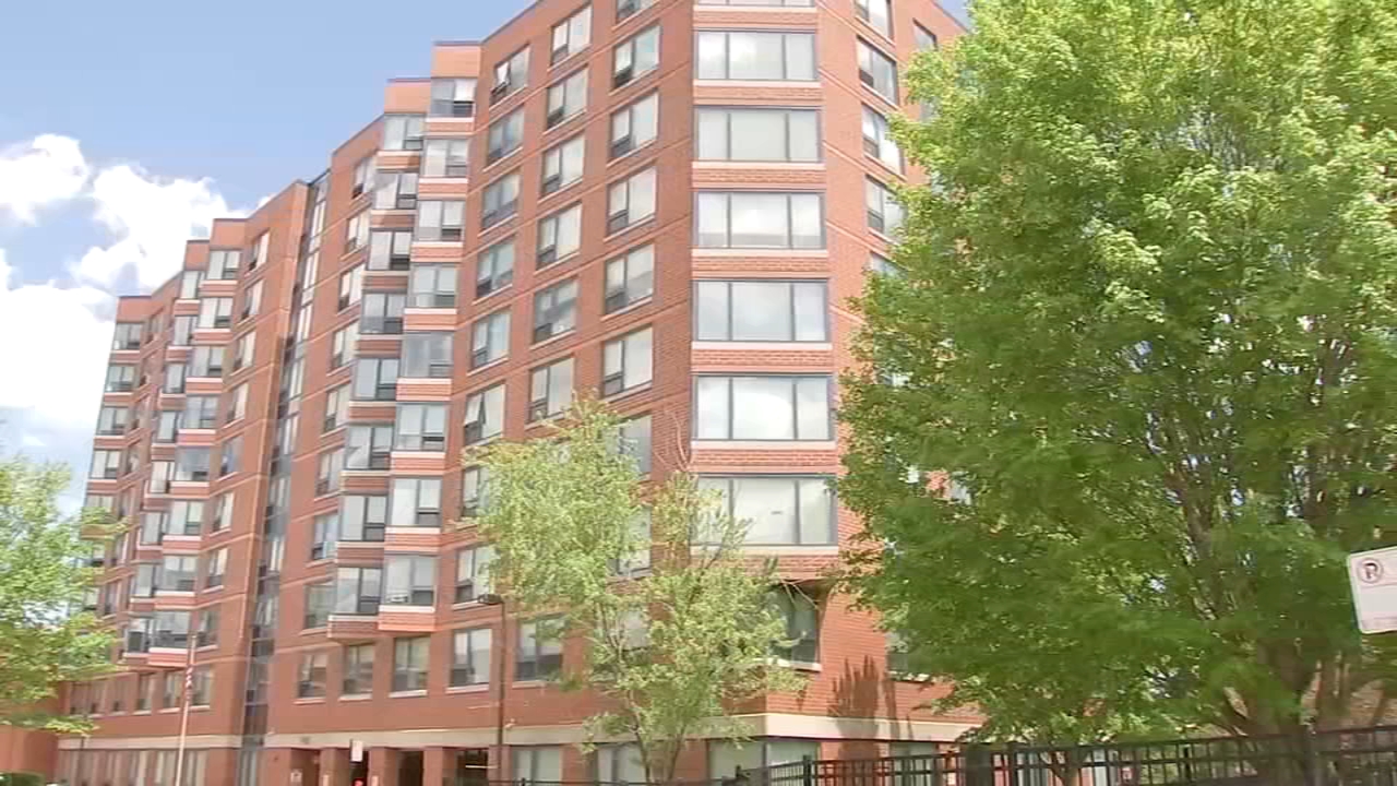 Calls for cooling ordinance grow after 3 found dead in Rogers Park