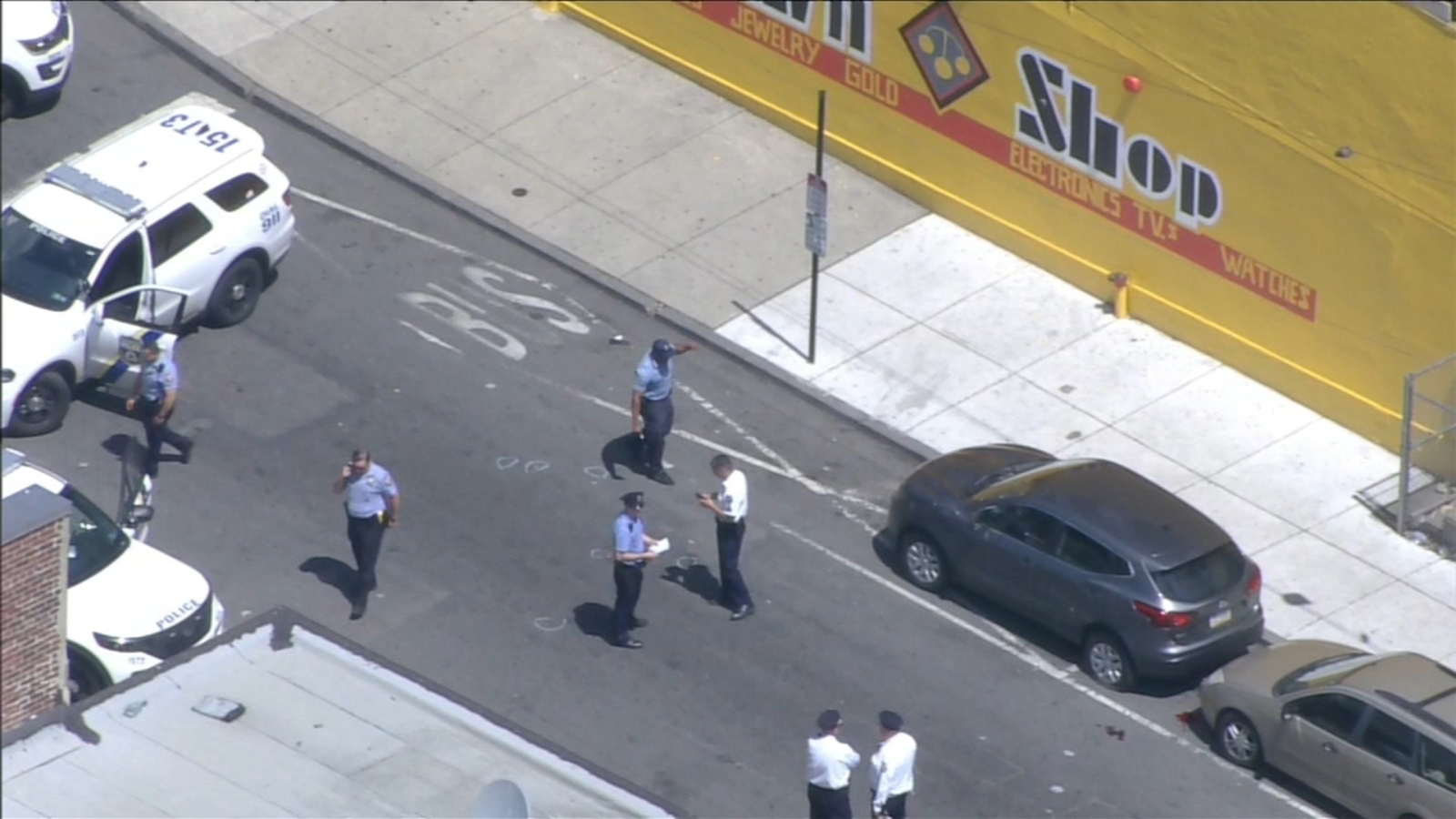 Philadelphia police investigate deadly shooting near pawn shop in Frankford