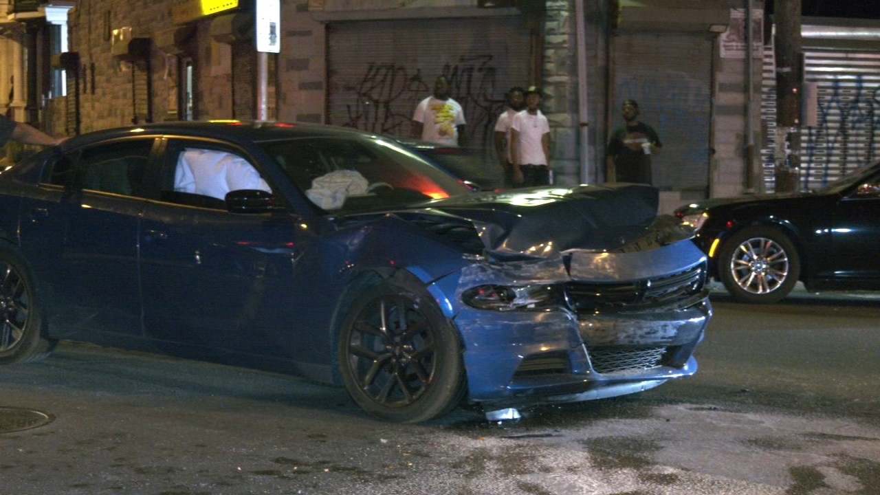 Officials At least 13 injured in bus crash in Absecon, New Jersey