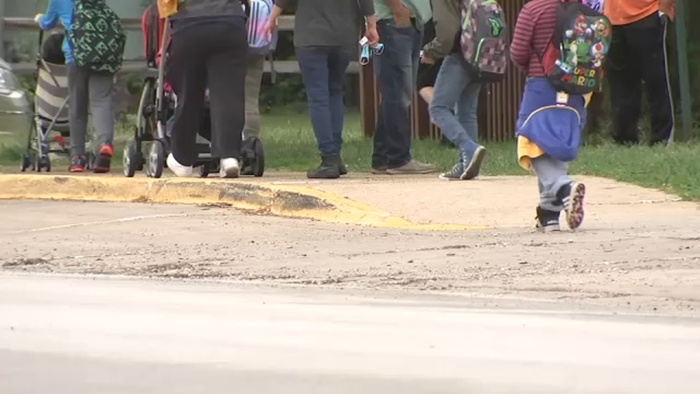 Texas school shooting prompts extra precautions, law enforcement presence at Chicago area schools