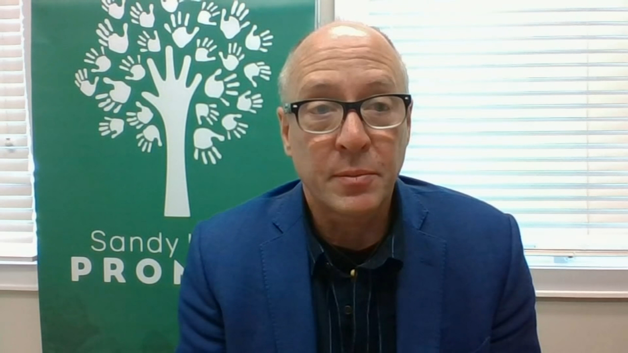 Father who lost son in Sandy Hook shooting speaks out on TX massacre