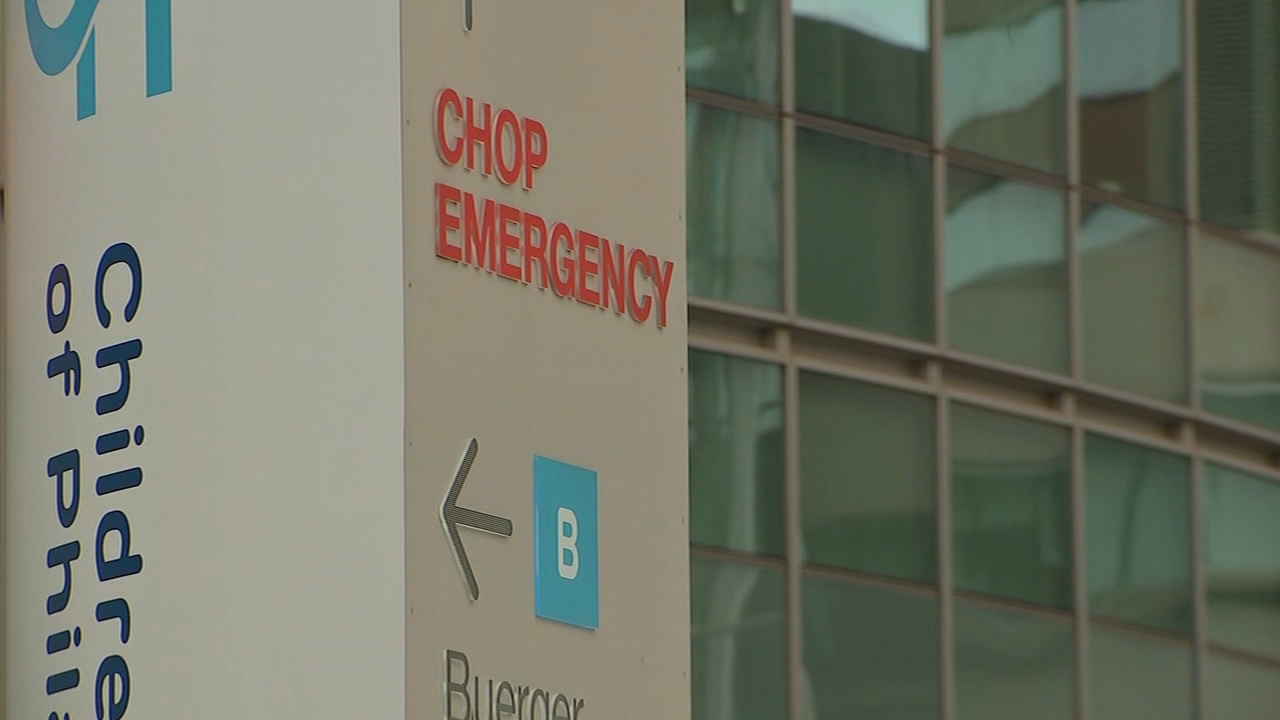 Father faces charges after 4-year-old accidentally shoots himself