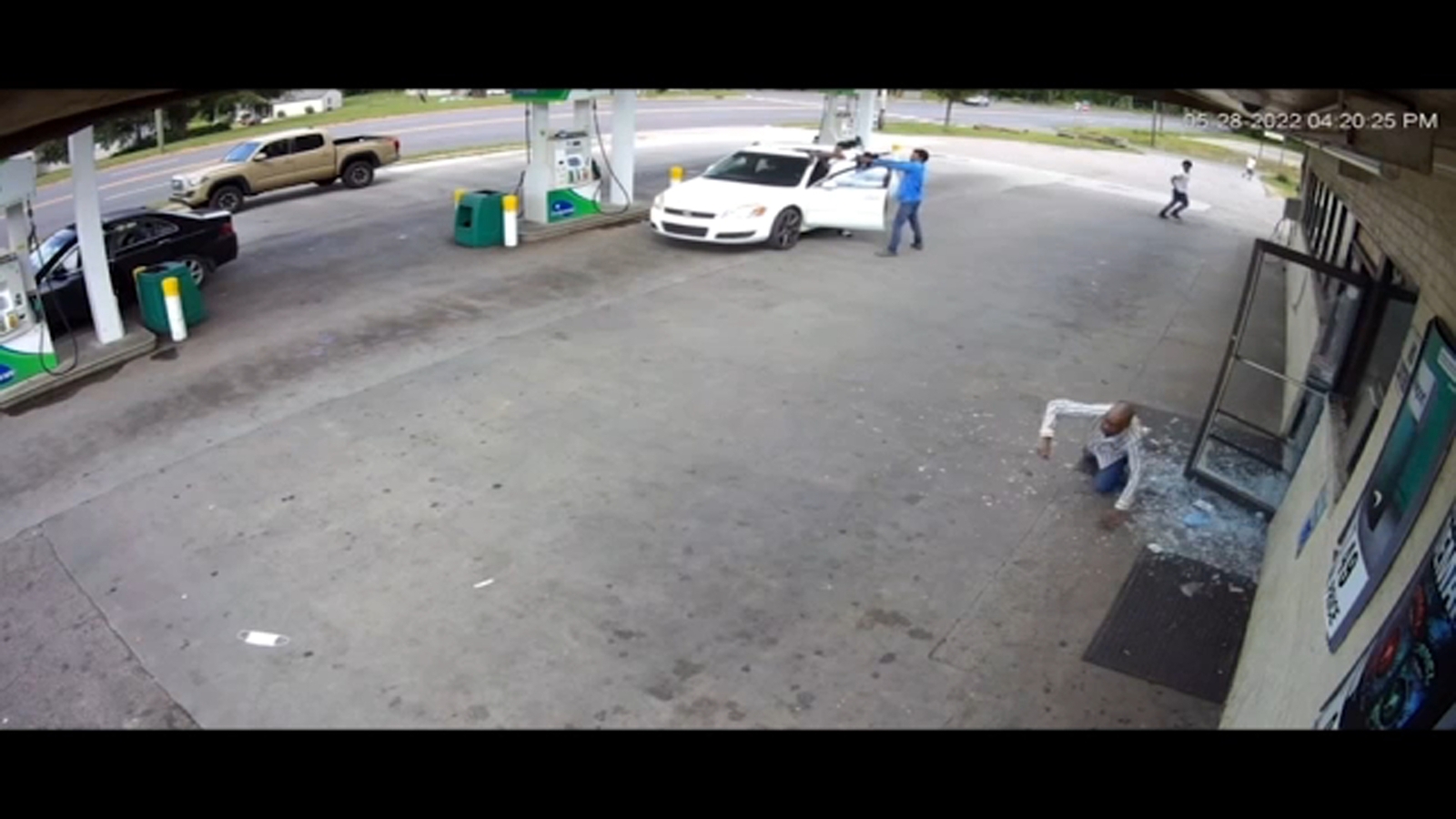 Shootout at Henderson gas station caught on video ABC11 RaleighDurham