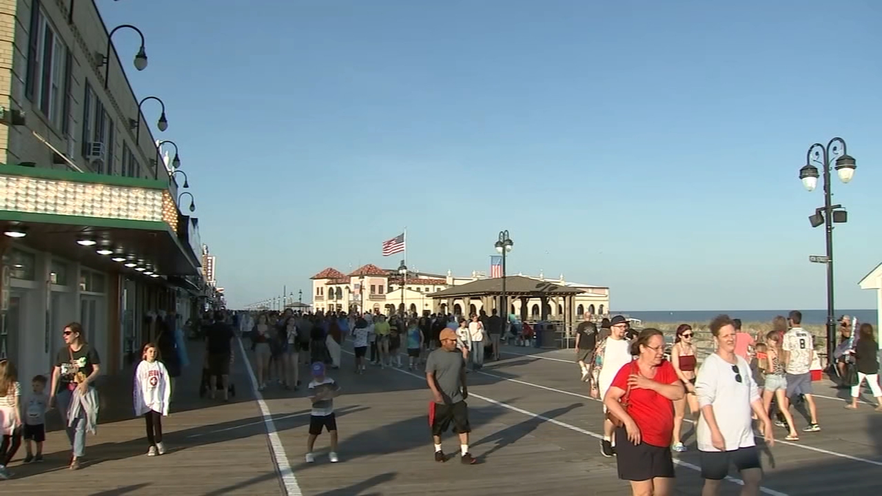Crowds enjoy Memorial Day at the Jersey Shore