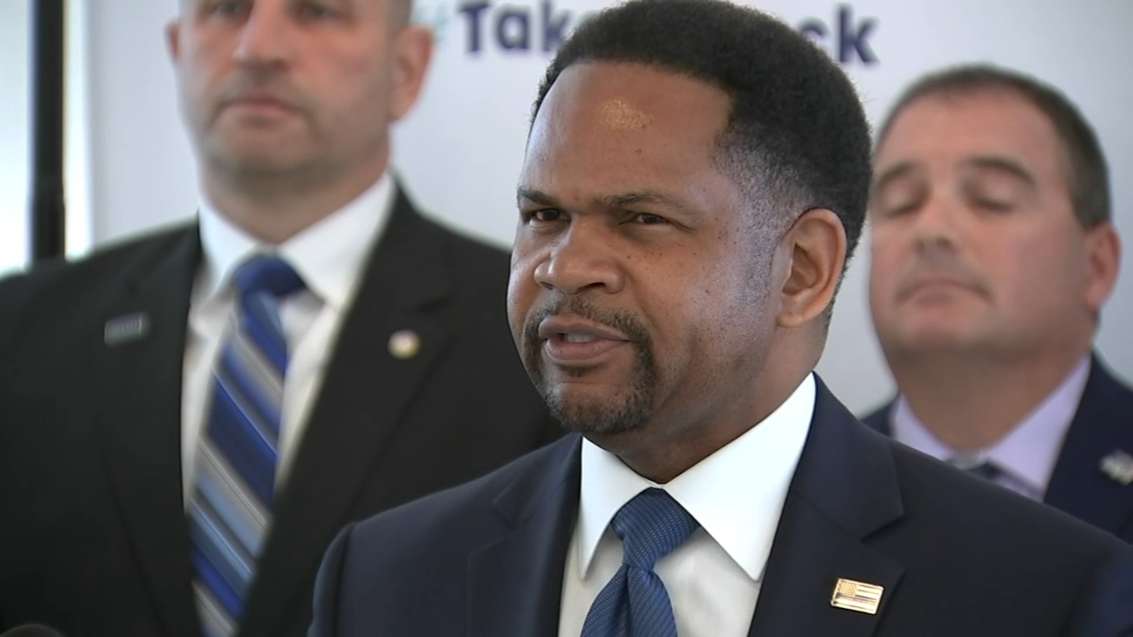 Illinois governor candidate, Aurora Mayor Richard Irvin promises to ...