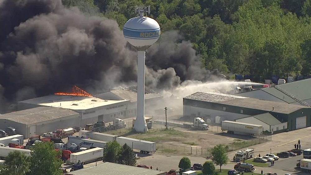 Large fire breaks out at Rockdale truck repair shop