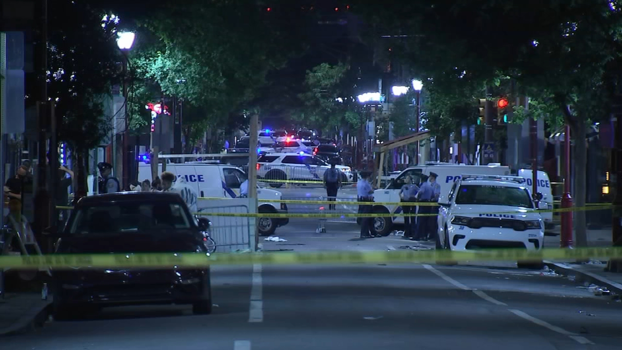 3 dead, 11 injured after shooting on South Street in Philadelphia