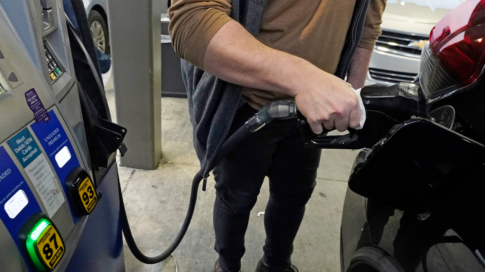 Gas prices in New Jersey hit alltime high of over 5 per gallon ABC7