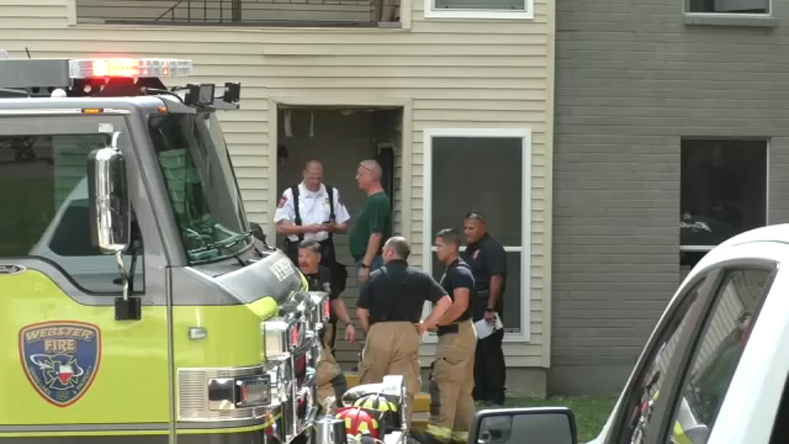 League City woman facing eviction sets Calder Square Apartments on fire