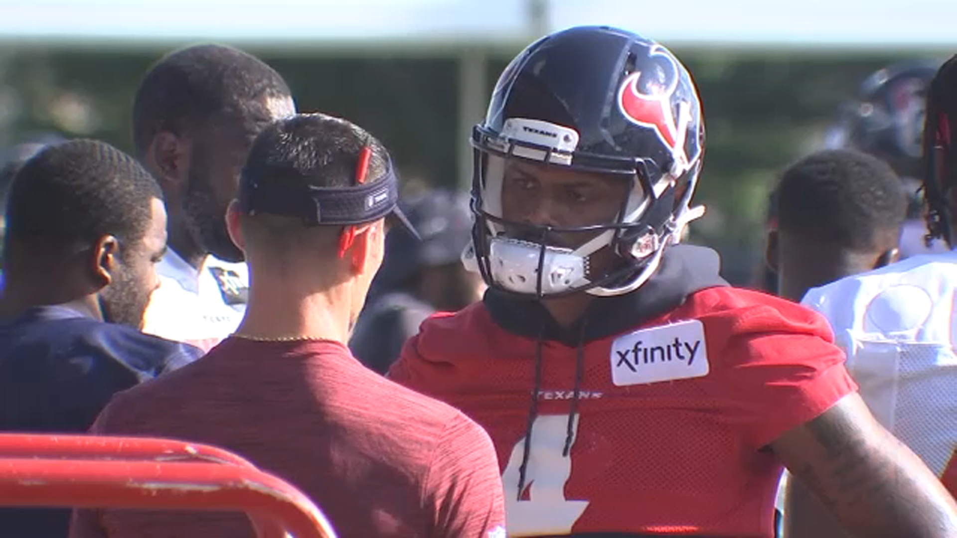 Texans staffer provided Watson NDA to give to masseuses, report says