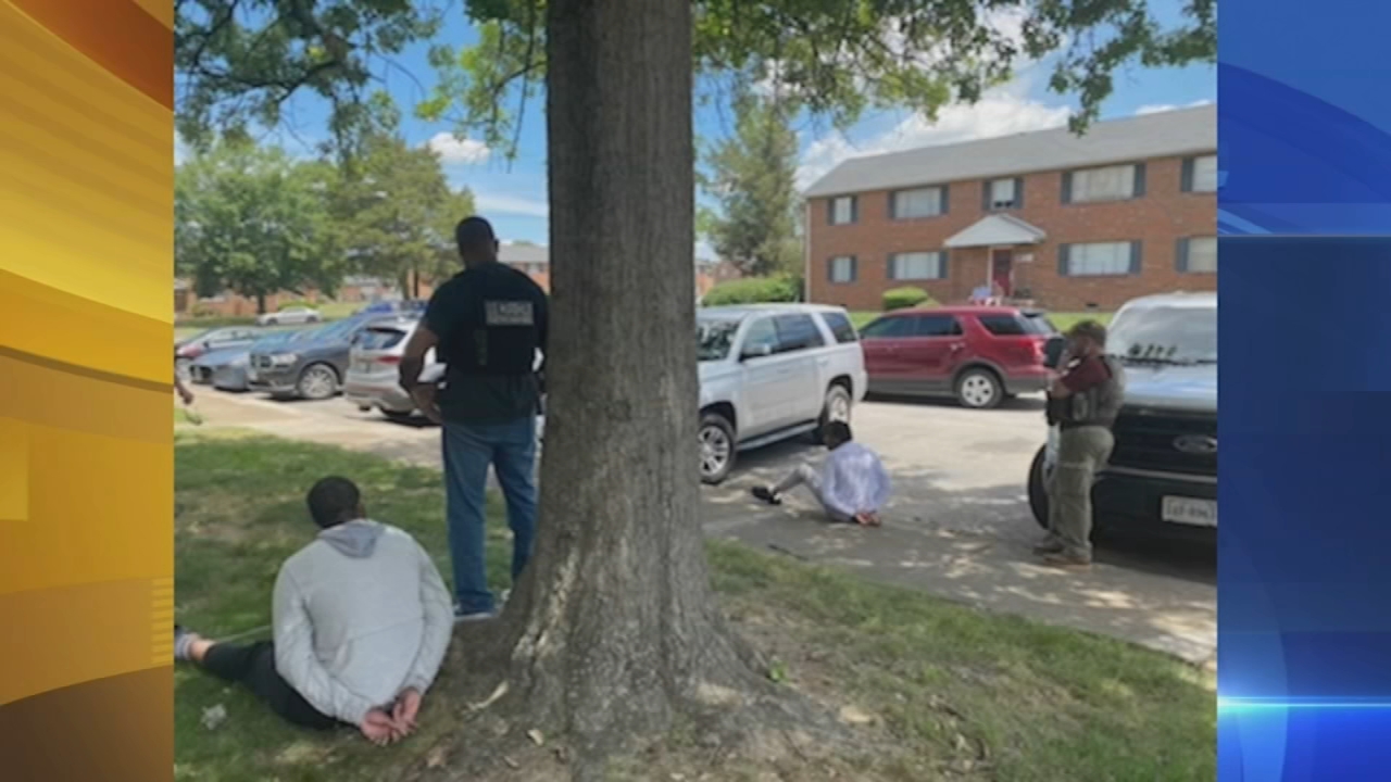 Officials ID 2 teens charged with murder in South Street mass shooting