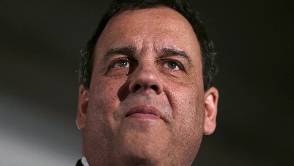 Christie, Fiorina suspend presidential campaigns