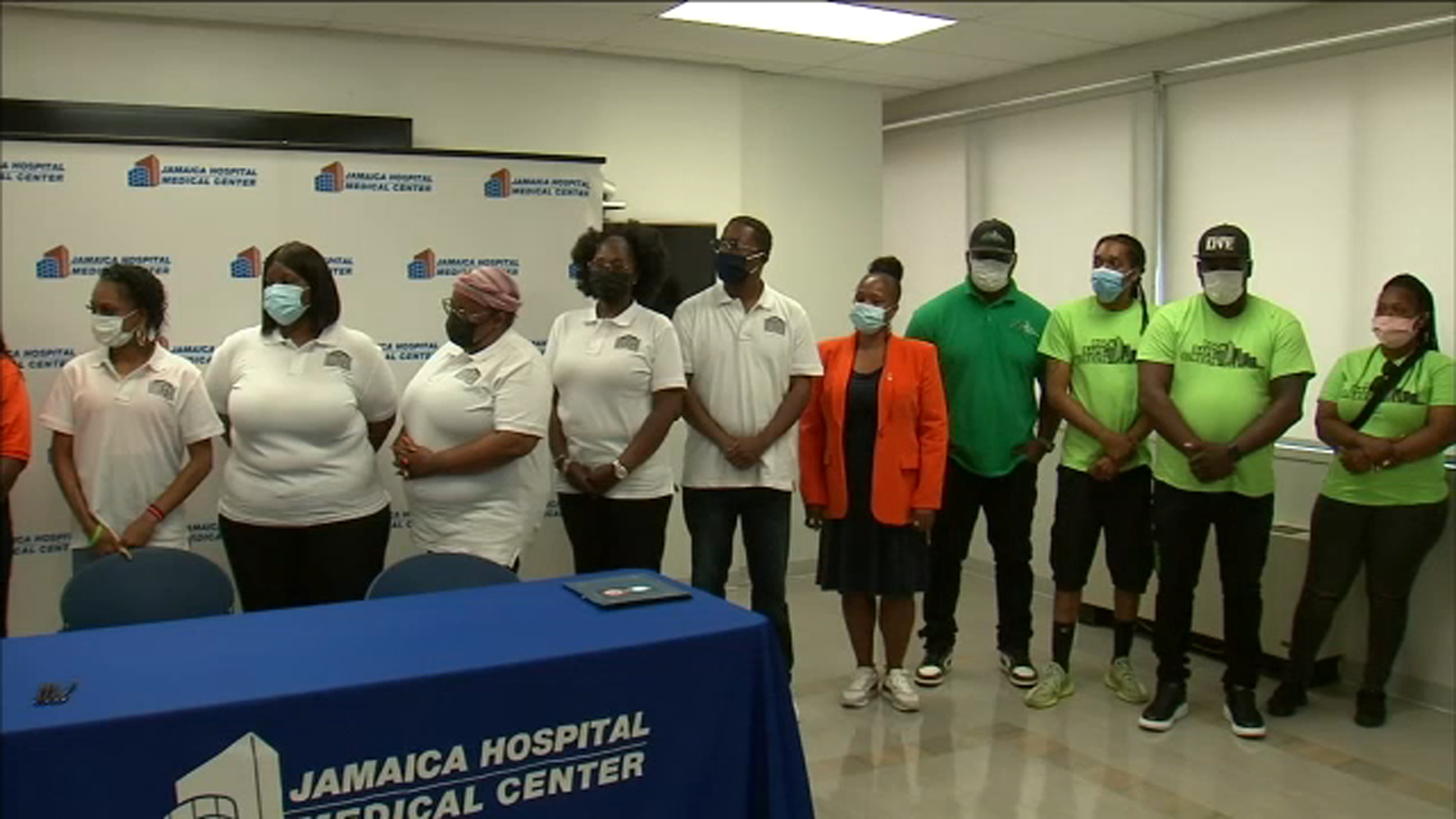 jamaica-hospital-medical-center-teams-with-cure-violence-groups-on-anti-gun-violence-initiative-abc7-new-york