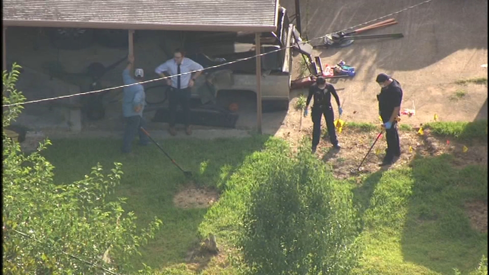 Tip leads HPD back to a Houston home where 2 deaths happened this week