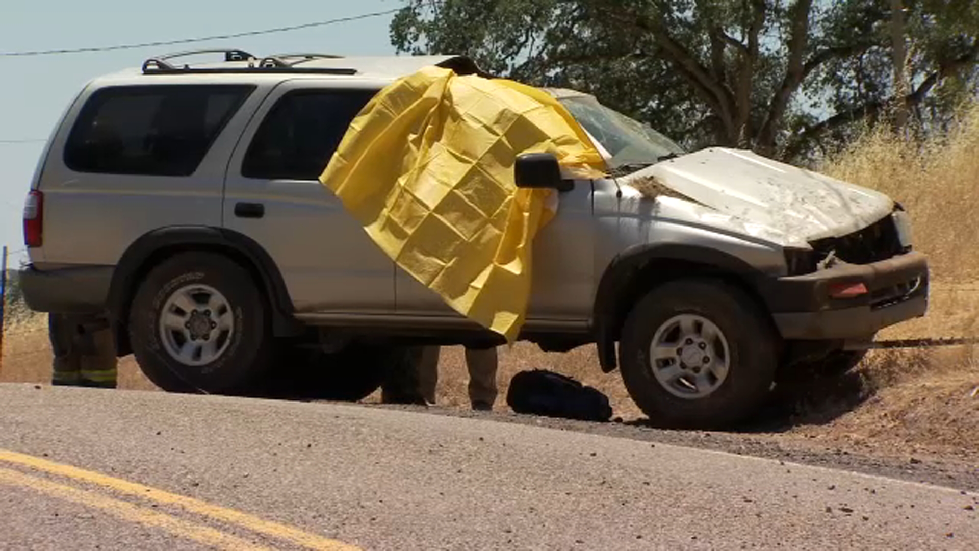 Speeding driver killed in crash near Clovis, CHP says