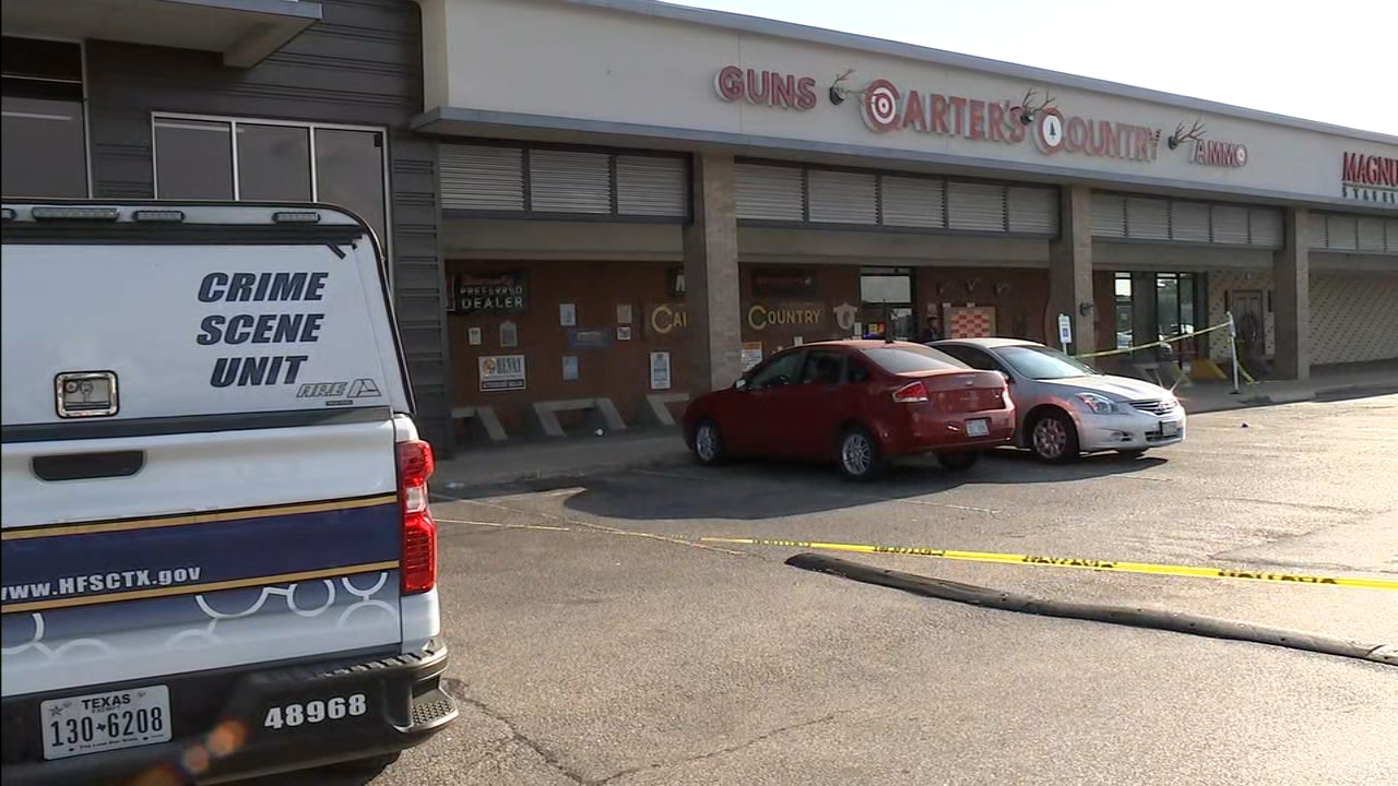 Gun shop employee shot, killed suspect in attempted robbery, HPD says