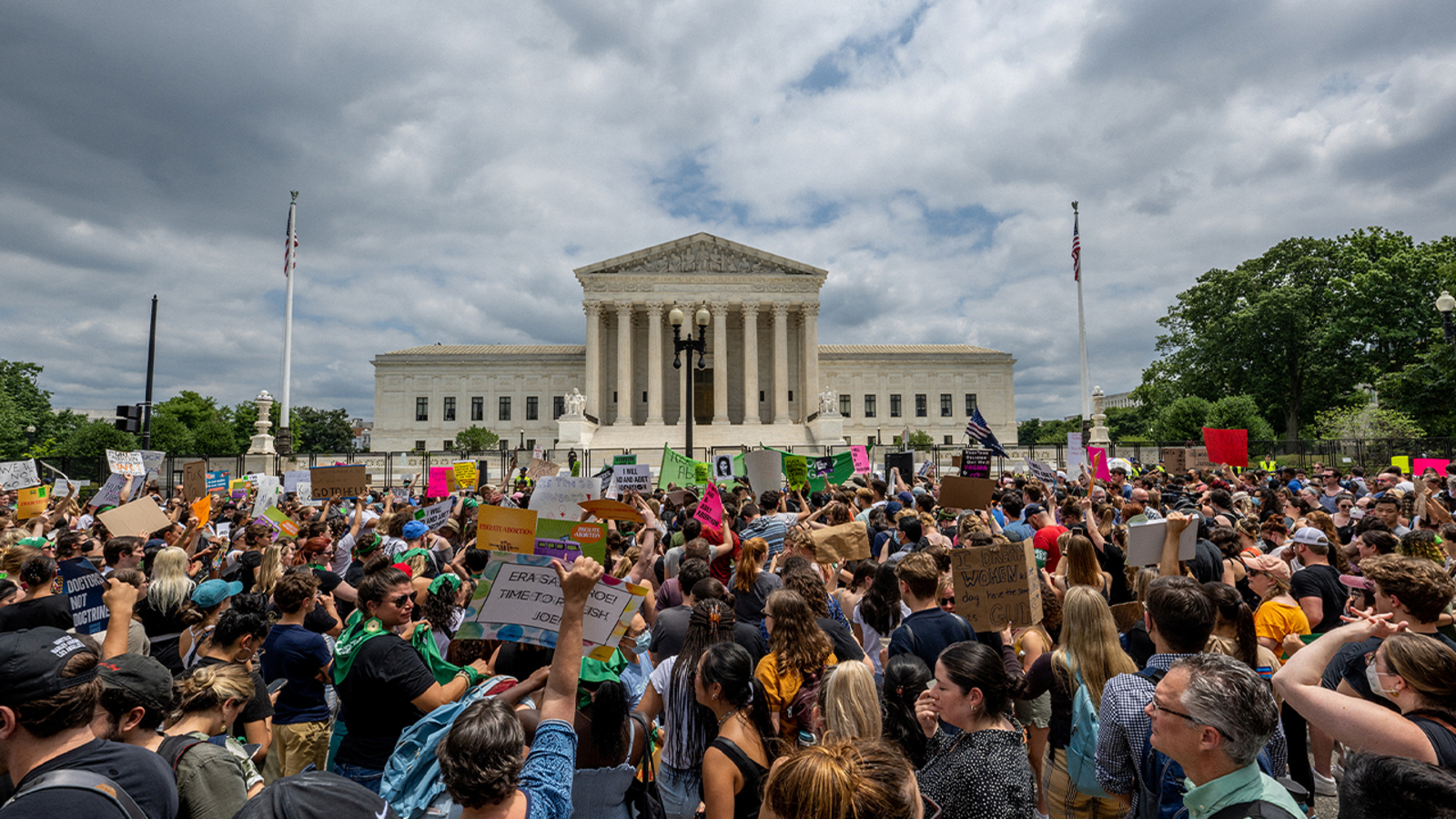 Roe v. Wade overturned Here are companies paying for abortion travel