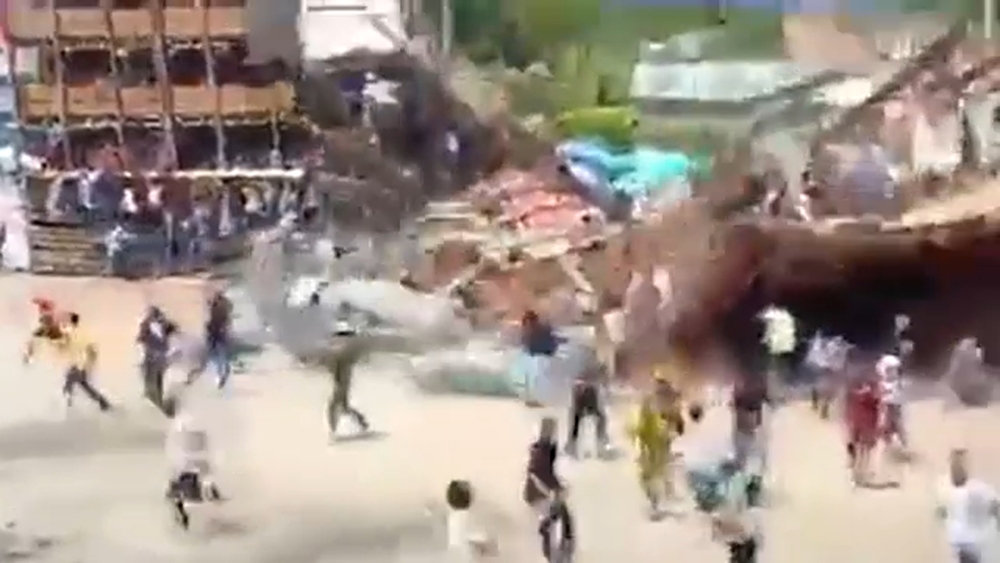 At least 6 dead, 200 injured after stands collapse during bullfight