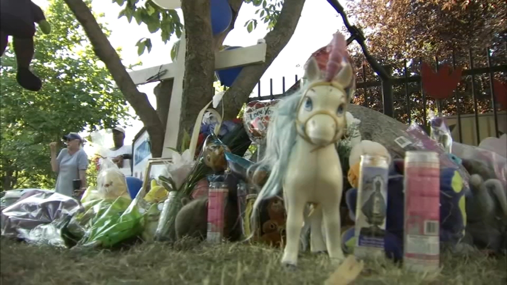 West Humboldt Park fire death toll rises to 3 after 2 more kids die