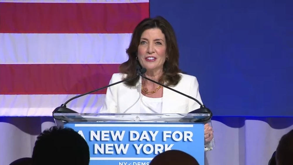 Hochul makes victory speech after winning Democratic nomination for NY governor