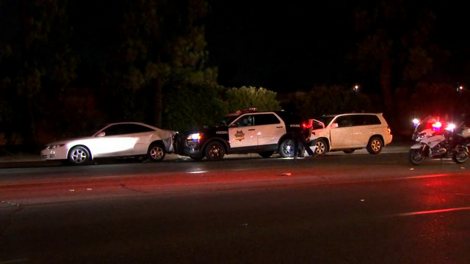 Suspected DUI driver arrested after crashing into Fresno police car ...