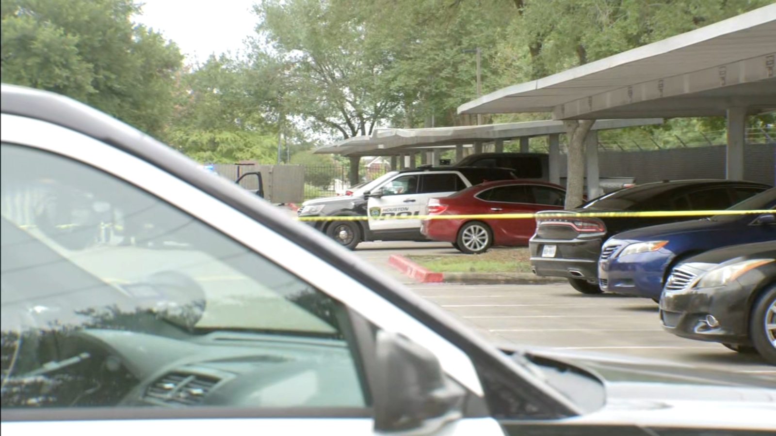 Houston crime Man shot to death and girlfriend injured while