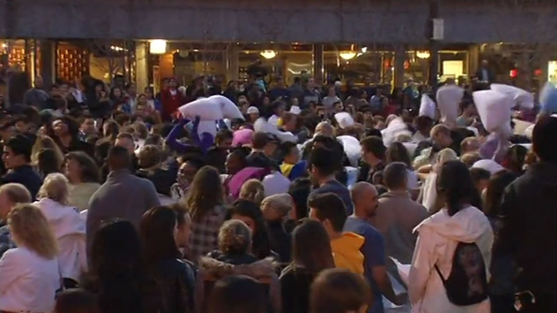 Hundreds Gather In San Francisco For Valentine S Day Pillow Fight