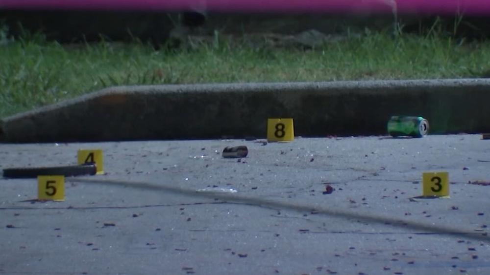 Man fatally shot 22-year-old accused of firing at mother, HCSO says
