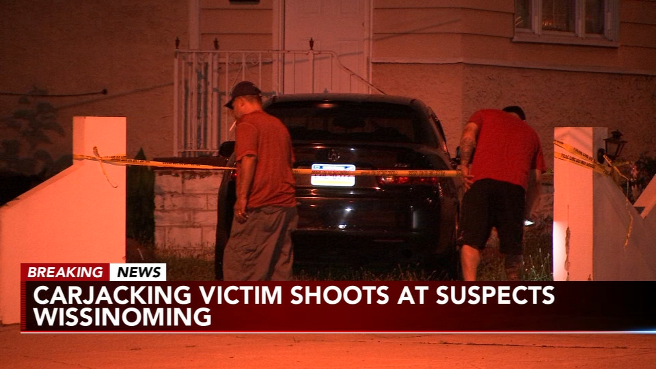 Philly carjacking victim fires as suspects drive away: Police