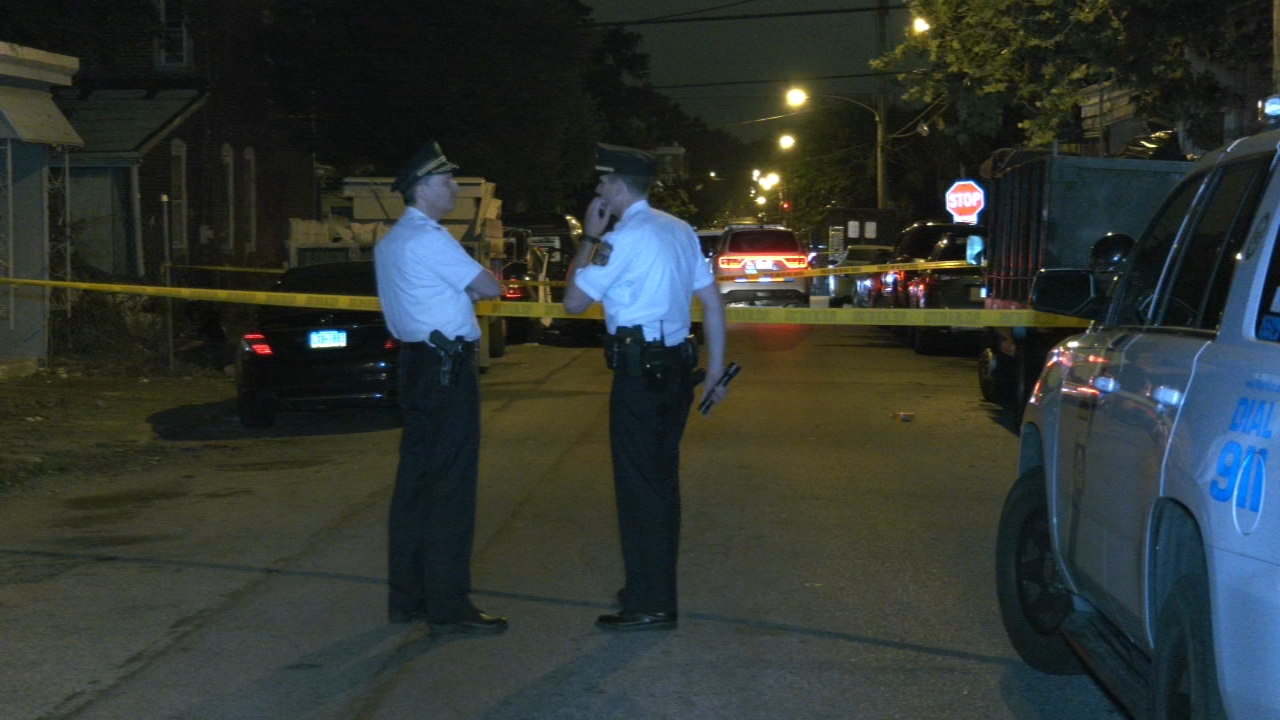 24-year-old man shot and killed feet from Philly home